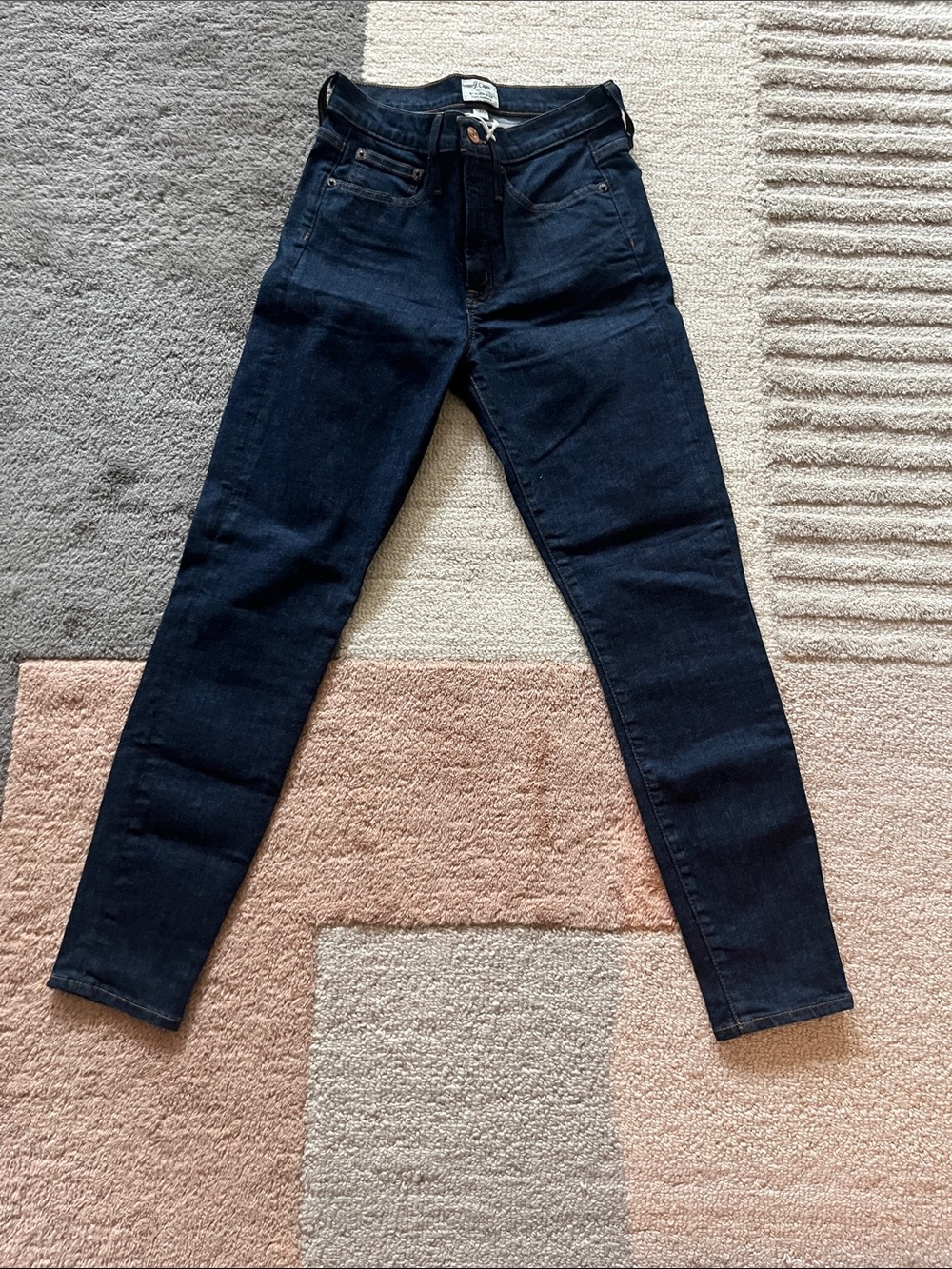 J CREW Women’s Dark Blue Skinny Jeans 27
